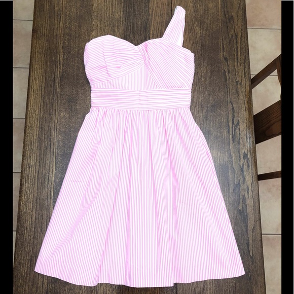 NWT Lilly Pulitzer Addison dress.  Purchase for my daughter but too small. - Picture 2 of 11